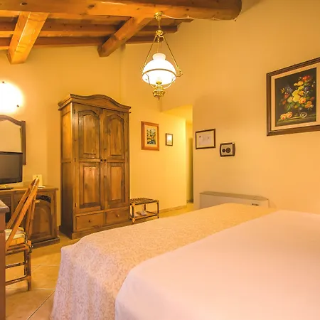 Szálloda Corte Vecchia San Prospero