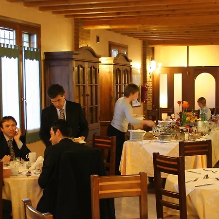 Отель Corte Vecchia