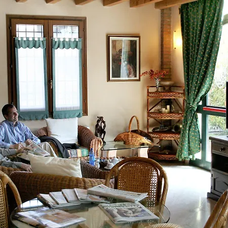 Отель Corte Vecchia 4*