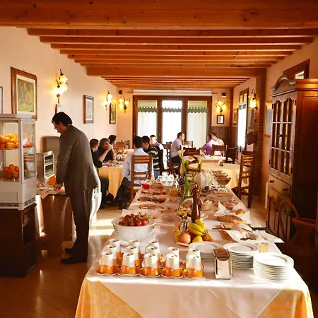 Corte Vecchia Отель Сан-Просперо