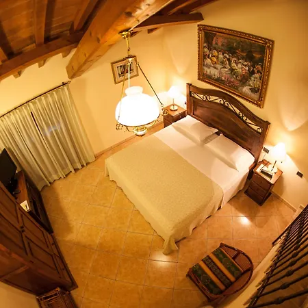 Отель Corte Vecchia 4*